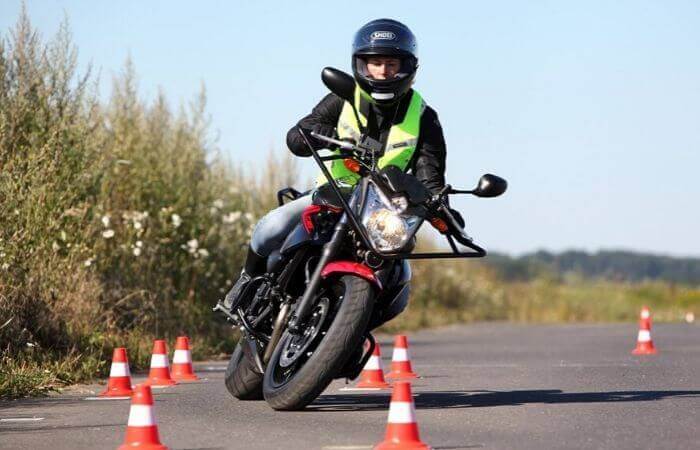 Permis Moto Femme – Nos conseils pour le Réussir !